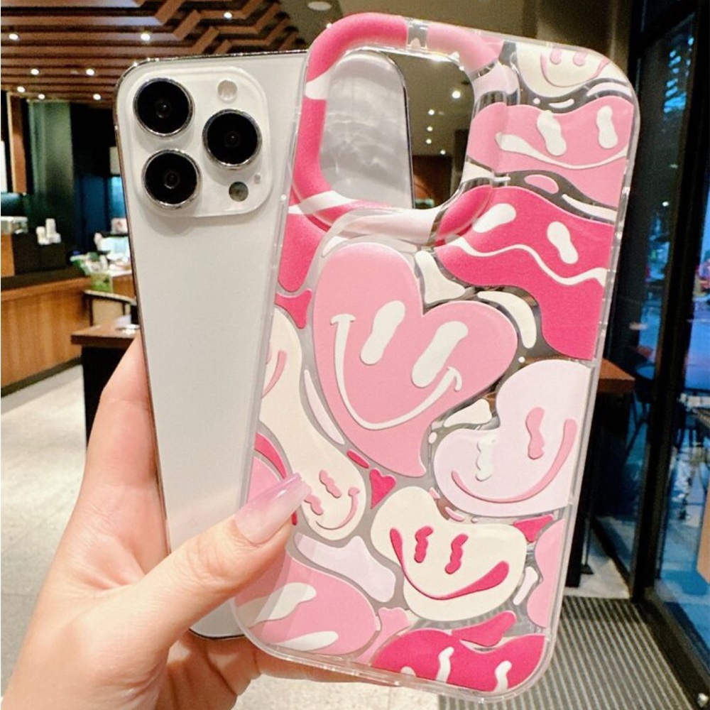 Trendy iPhone Case ๐ฑ - Picture 3 of 3